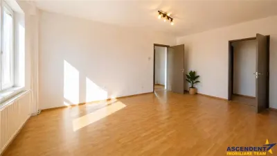 3D! Renovat, luminos, cu vedere panoramica, Vlahuta, Brasov. - Brasov