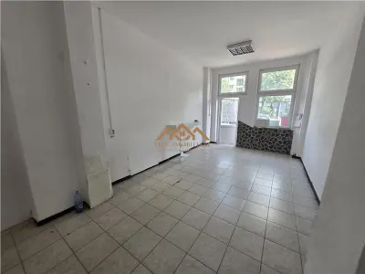 Spatiu Comercial | Str. Primaverii | 30mp - foto 2