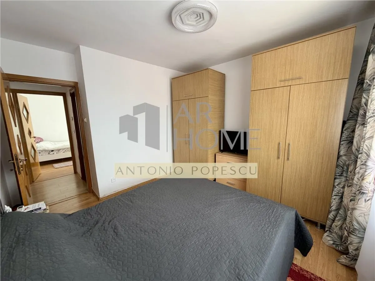 Apartament 4 camere, centrala proprie, Ploiesti, zona Republicii - foto 9