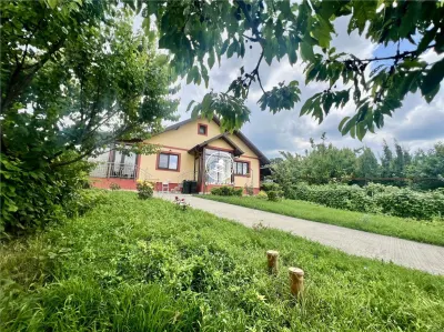 Vila cu 4 camere si 2 bai, 856mp de teren, de vanzare in Dancas - Miroslava