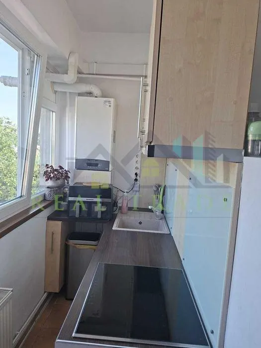 Apartament 2 camere etajul 2 zona Astra - foto 4