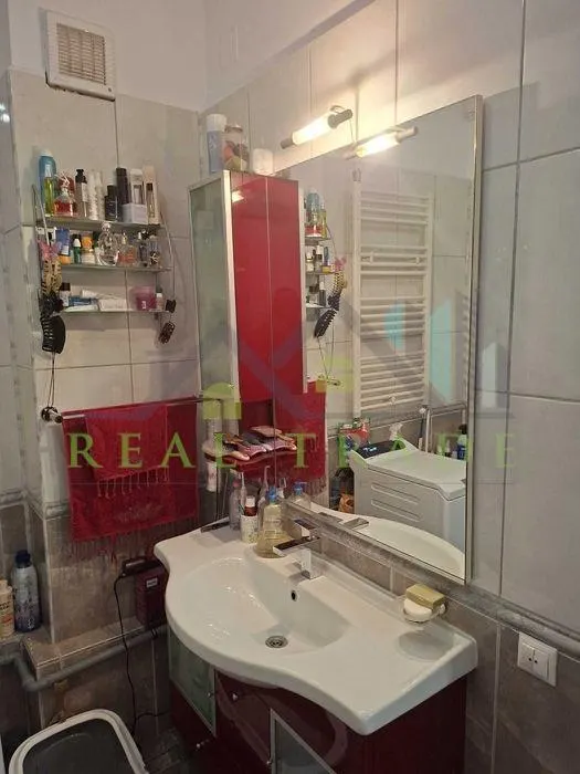 Apartament 2 camere etajul 2 zona Astra - foto 7