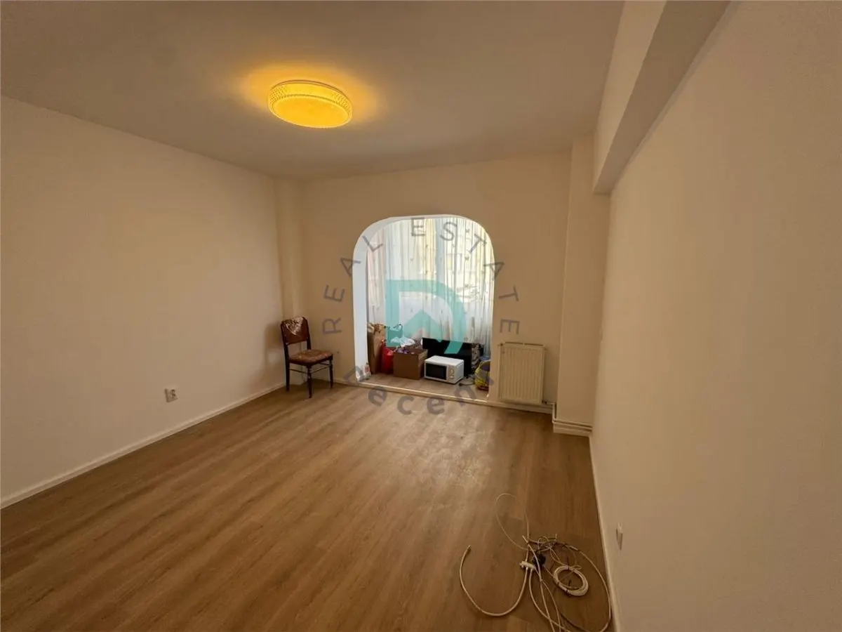 Apartament 2 camere Bulevardul Grivitei, Brasov - foto 6