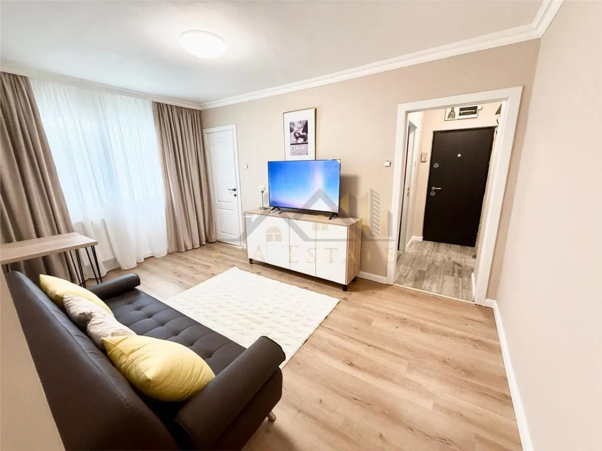 Apartament 3 camere | Complet Renovat & Utilat | Centrala Proprie & Clima | Zona Dacia - foto 2