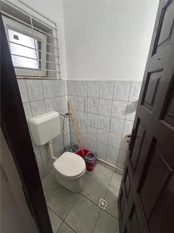 Spatiu de birou - zona linistita - centrala proprie - aer conditionat - 70 mp - foto 8