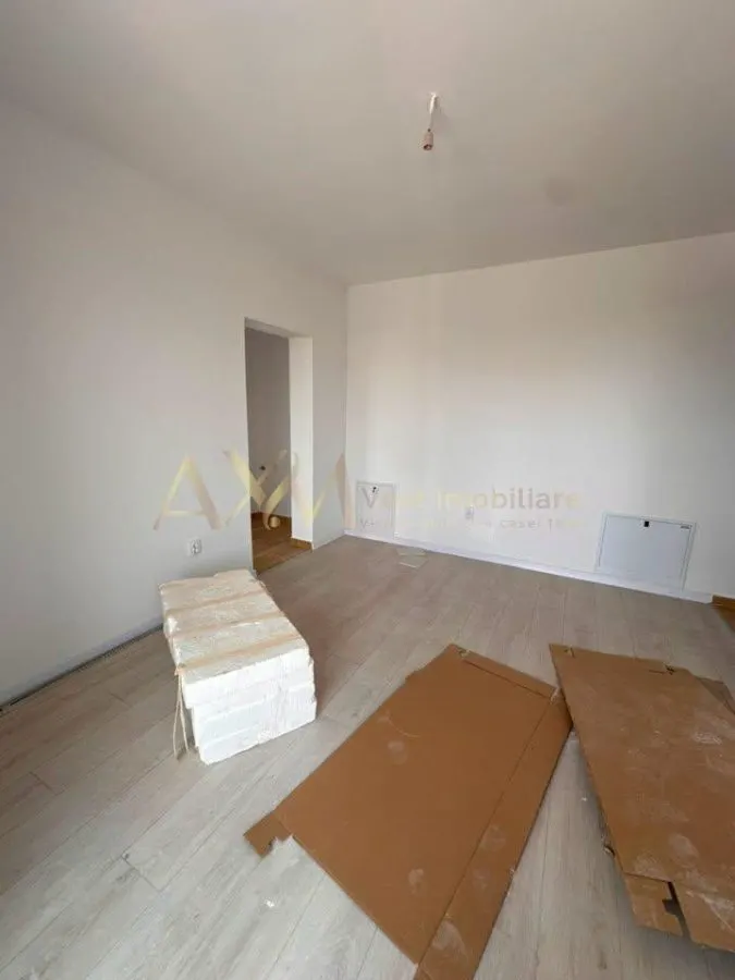 Vanzare apartament 2 camere - foto 11