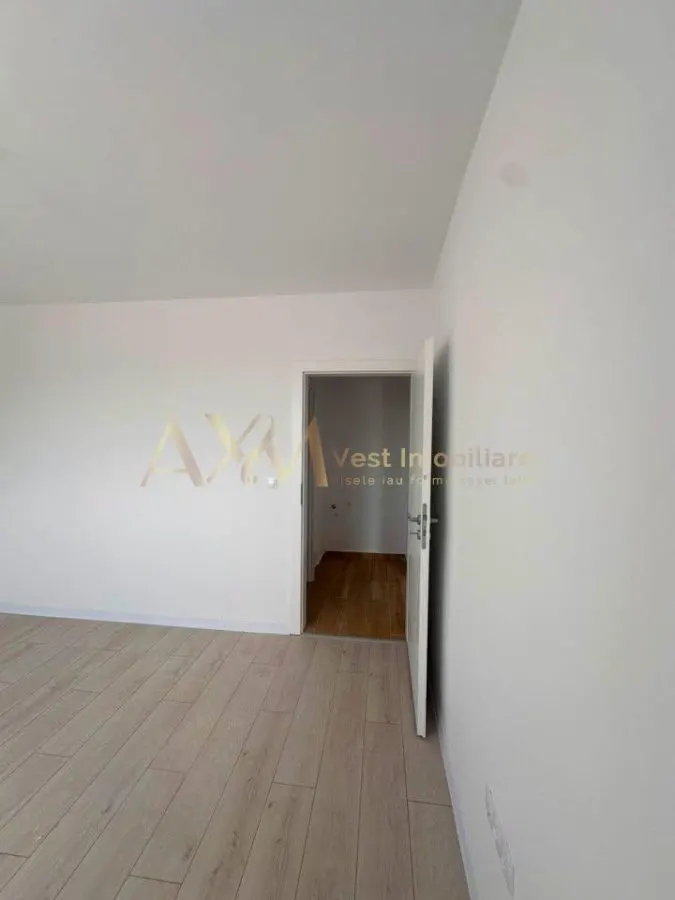 Vanzare apartament 2 camere - foto 16