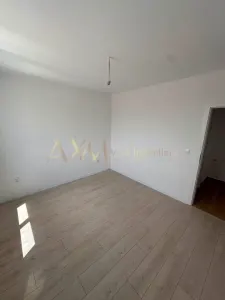Vanzare apartament 2 camere - foto 3