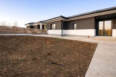 Casa 3 camere Horpaz Miroslava ,500 mp teren FINALIZATA - foto 8
