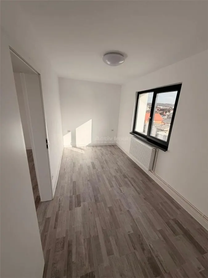 Bocsa Romana, Proiect NOU, 28 de Apartamente  cu 2 si 3 Cam.,Modernizat total Premium. - foto 21