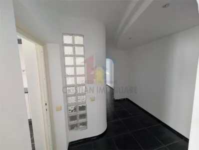 RENOVAT RECENT  3 camere, Calarasi 4,  PARTIAL MOBILAT - foto 11
