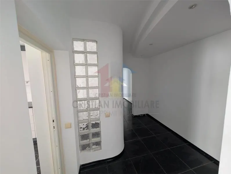 RENOVAT RECENT  3 camere, Calarasi 4,  PARTIAL MOBILAT - foto 11