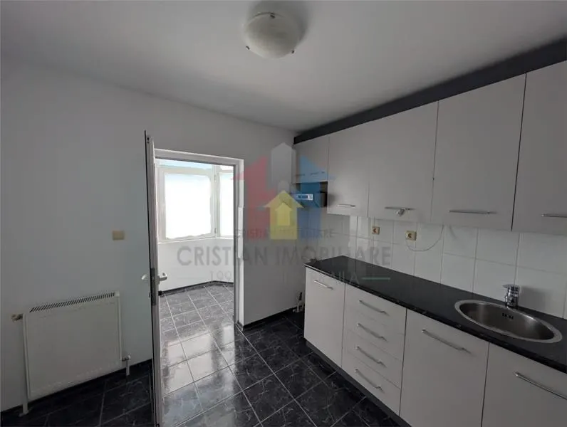 RENOVAT RECENT  3 camere, Calarasi 4,  PARTIAL MOBILAT - foto 14
