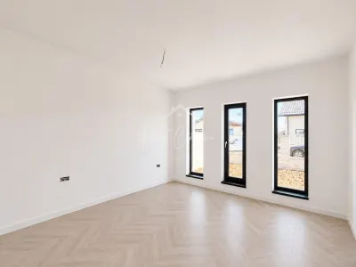 CASĂ PARTER 4 CAMERE DE VÂNZARE | 0% COMISION PENTRU CUMPĂRĂTOR - foto 9