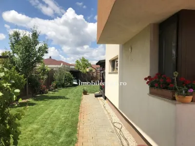 Vila in stil modern mobilata si utilata. - foto 3