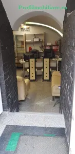 Spatiu comercial pt birouri-salon- cabinet ultracentral Arad - Arad