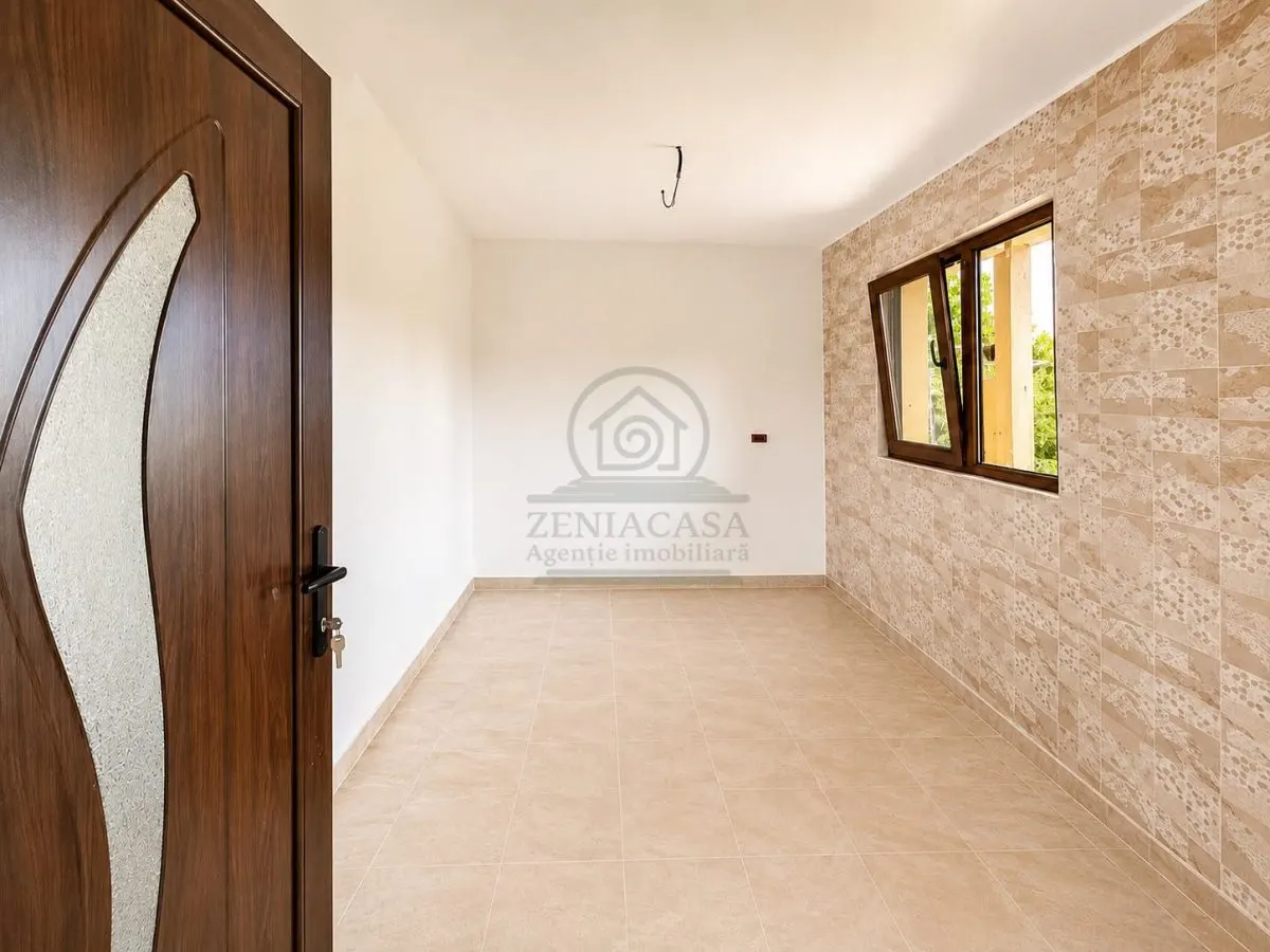 Casa  2 camere baie, bucatarie Voinesti Iasi - foto 3