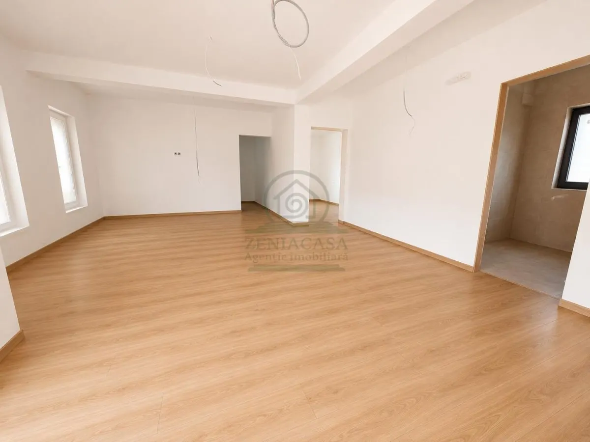 Casa  4 camere Miroslava Vorovesti la cheie! - foto 7