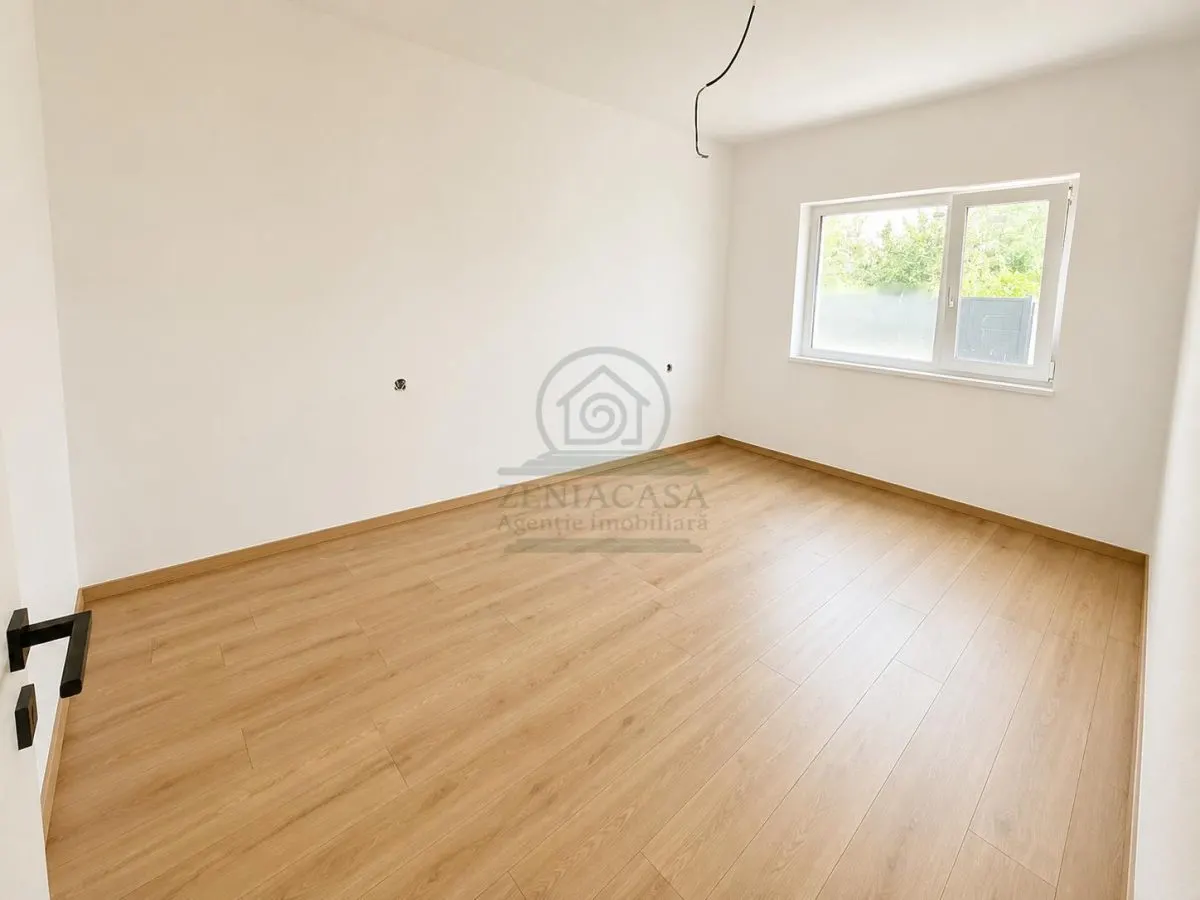 Casa  4 camere Miroslava Vorovesti la cheie! - foto 9