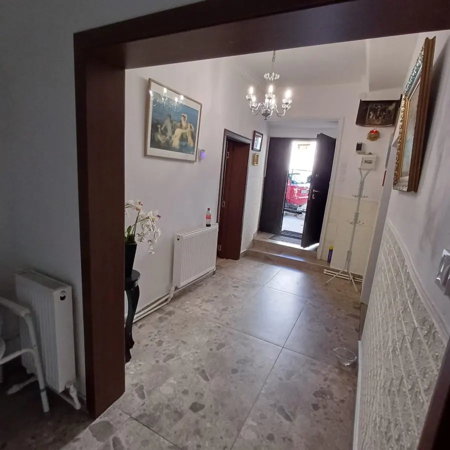 APARTAMENT ULTRACENTRAL , PIATA UNIRII, CUZA VODA 70 MP PLUS CURTE - foto 16