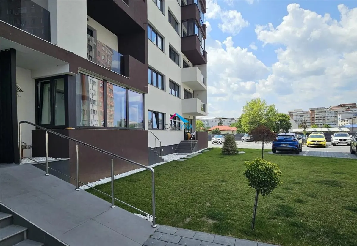 Spatiu Comercial in complexul CITY LAKE VIEW. - foto 2