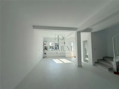 DUPLEX FINALIZAT, TOATE UTILITATILE,  4 CAMERE. - foto 2