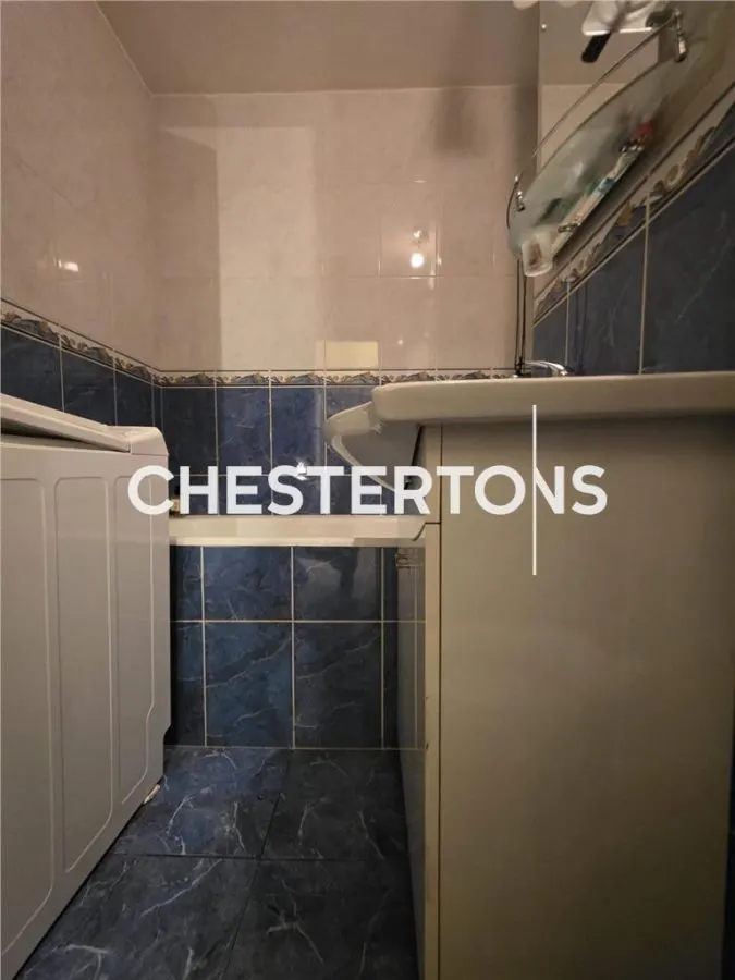 Apartament 3 camere , super renovat, dr Taberei zona Postei . - foto 13