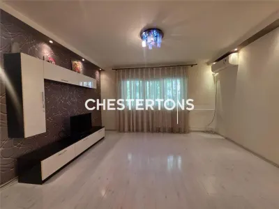 Apartament 3 camere , super renovat, dr Taberei zona Postei . - foto 4