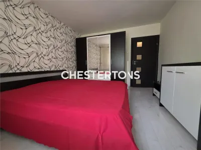 Apartament 3 camere , super renovat, dr Taberei zona Postei . - foto 9