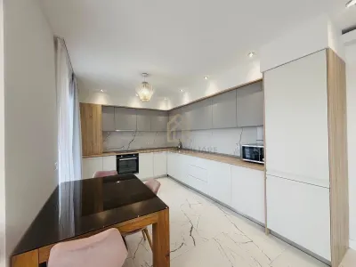 PENTHOUSE DE ÎNCHIRIAT â€“ 100 MP + TERASĂ 60 MP  BLOC NOU - foto 2