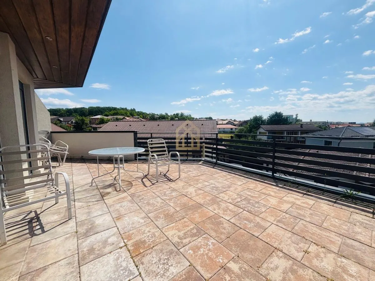 PENTHOUSE DE ÎNCHIRIAT â€“ 100 MP + TERASĂ 60 MP  BLOC NOU - foto 14