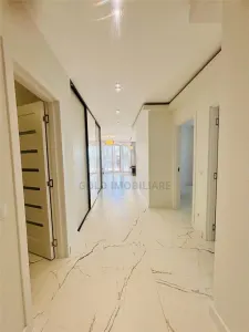 PENTHOUSE DE ÎNCHIRIAT â€“ 100 MP + TERASĂ 60 MP  BLOC NOU - foto 4