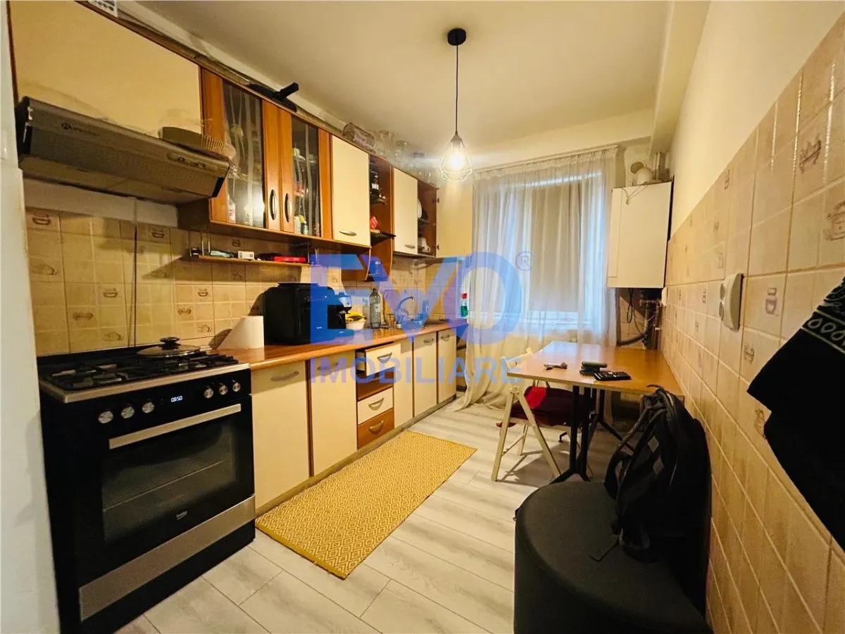 APARTAMENT DE VANZARE CU 2 CAMERE, PODU ROS - foto 1