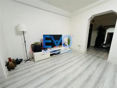 APARTAMENT DE VANZARE CU 2 CAMERE, PODU ROS - foto 8