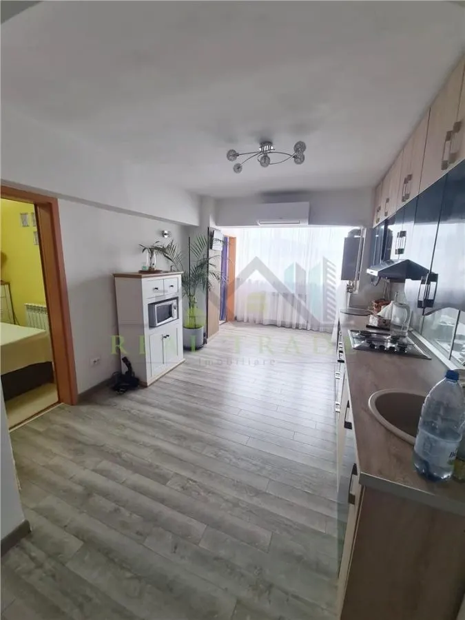 Apartament 2 camere decomandat etaj intermediar Astra- Carpatilor - foto 4