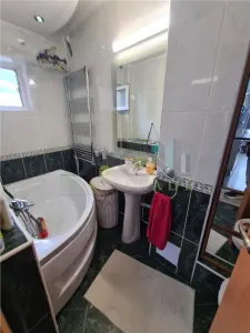 Apartament 2 camere decomandat etaj intermediar Astra- Carpatilor - foto 9