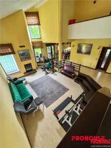 Vila exclusivistă de vânzare în Șerbănești â€“ Eleganță, confort și intimitateÂ  - foto 14