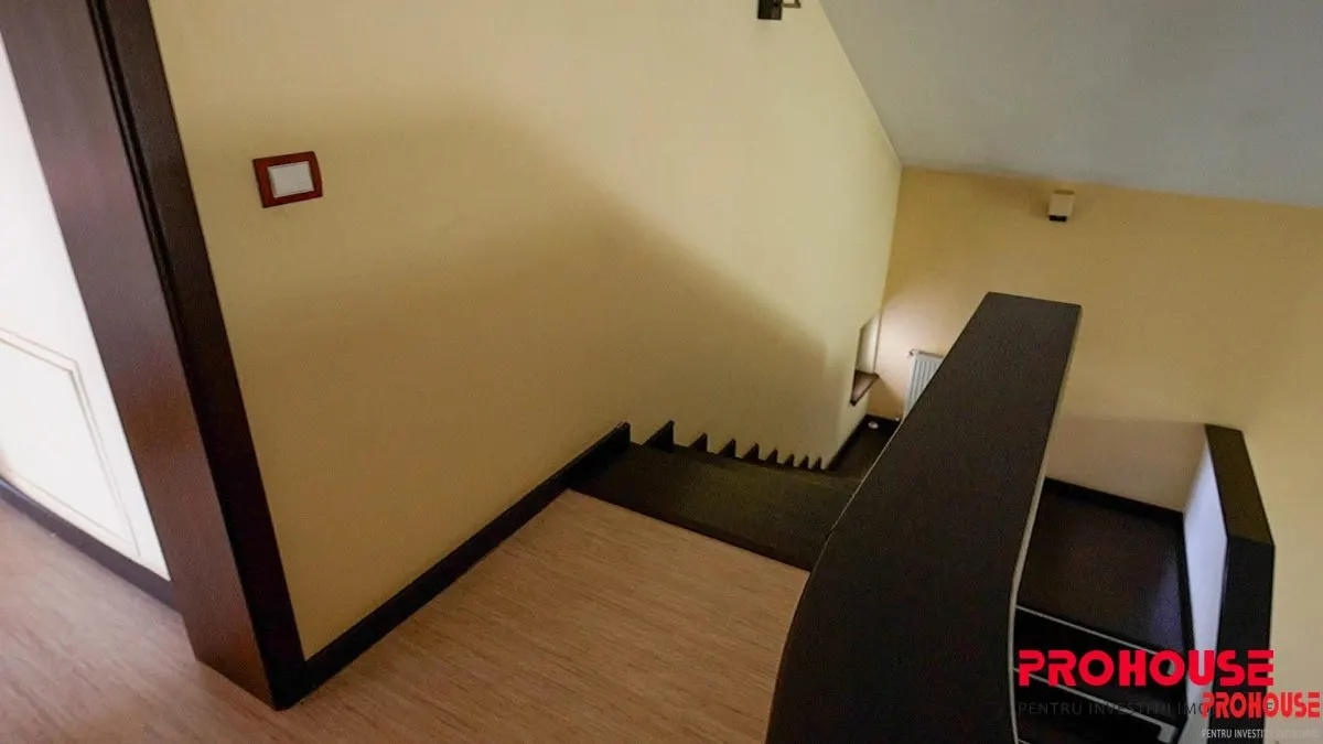 Vila exclusivistă de vânzare în Șerbănești â€“ Eleganță, confort și intimitateÂ  - foto 23