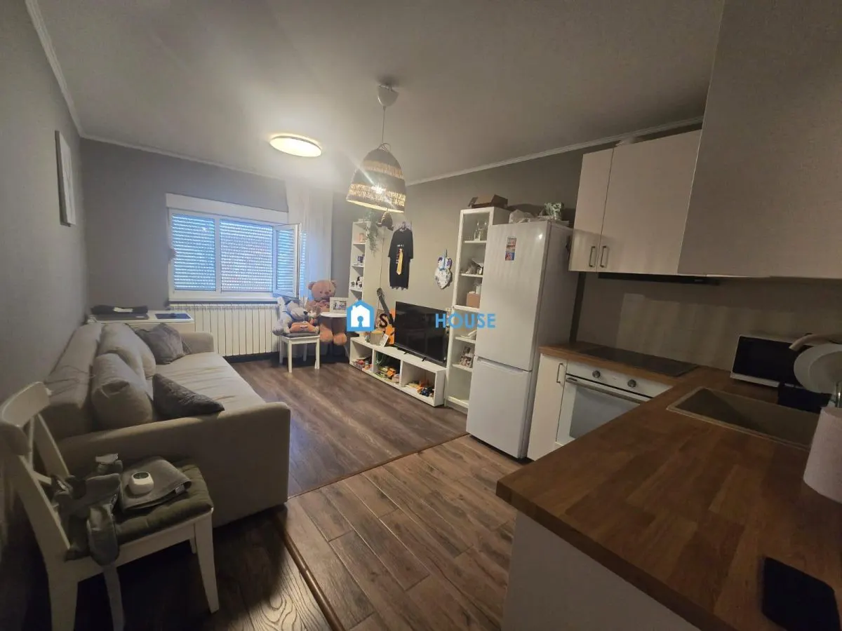 Apartament cu doua camere Str Teiului Fagaras - foto 9