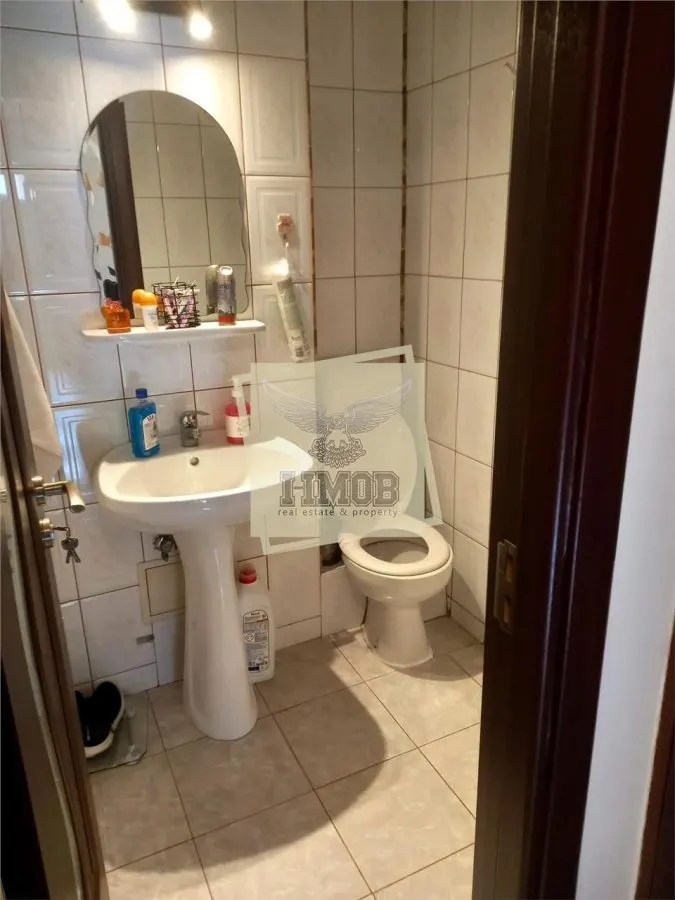 Apartament 4 camere 74 mpu 2 bai  si parcare zona Valea Aurie - foto 15