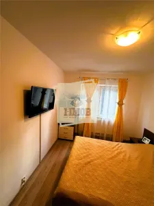 Apartament 4 camere 74 mpu 2 bai  si parcare zona Valea Aurie - foto 3