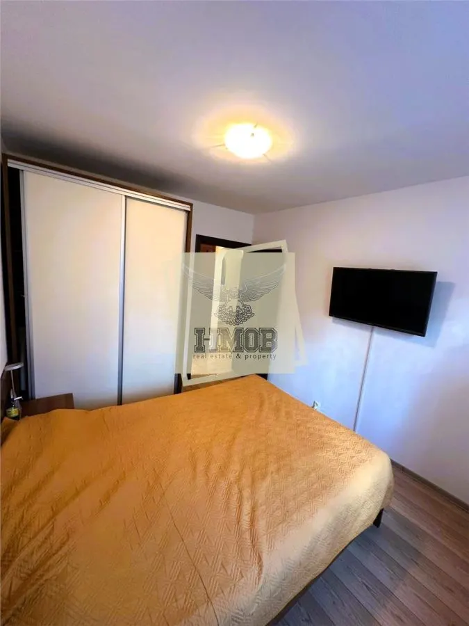 Apartament 4 camere 74 mpu 2 bai  si parcare zona Valea Aurie - foto 4