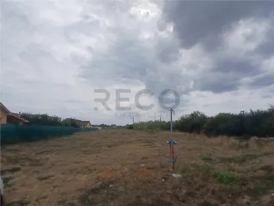 RECO Teren intravilan in Santandrei strada Macului - Santandrei
