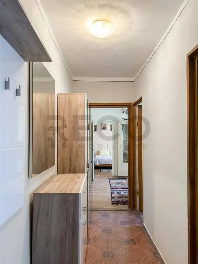 RECO Apartament cu 3 camere pe Calea Aradului - foto 5