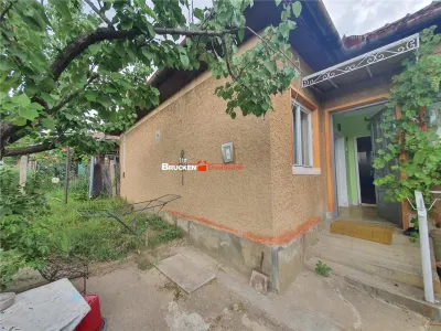 Casa de vanzare in Marghita - foto 2