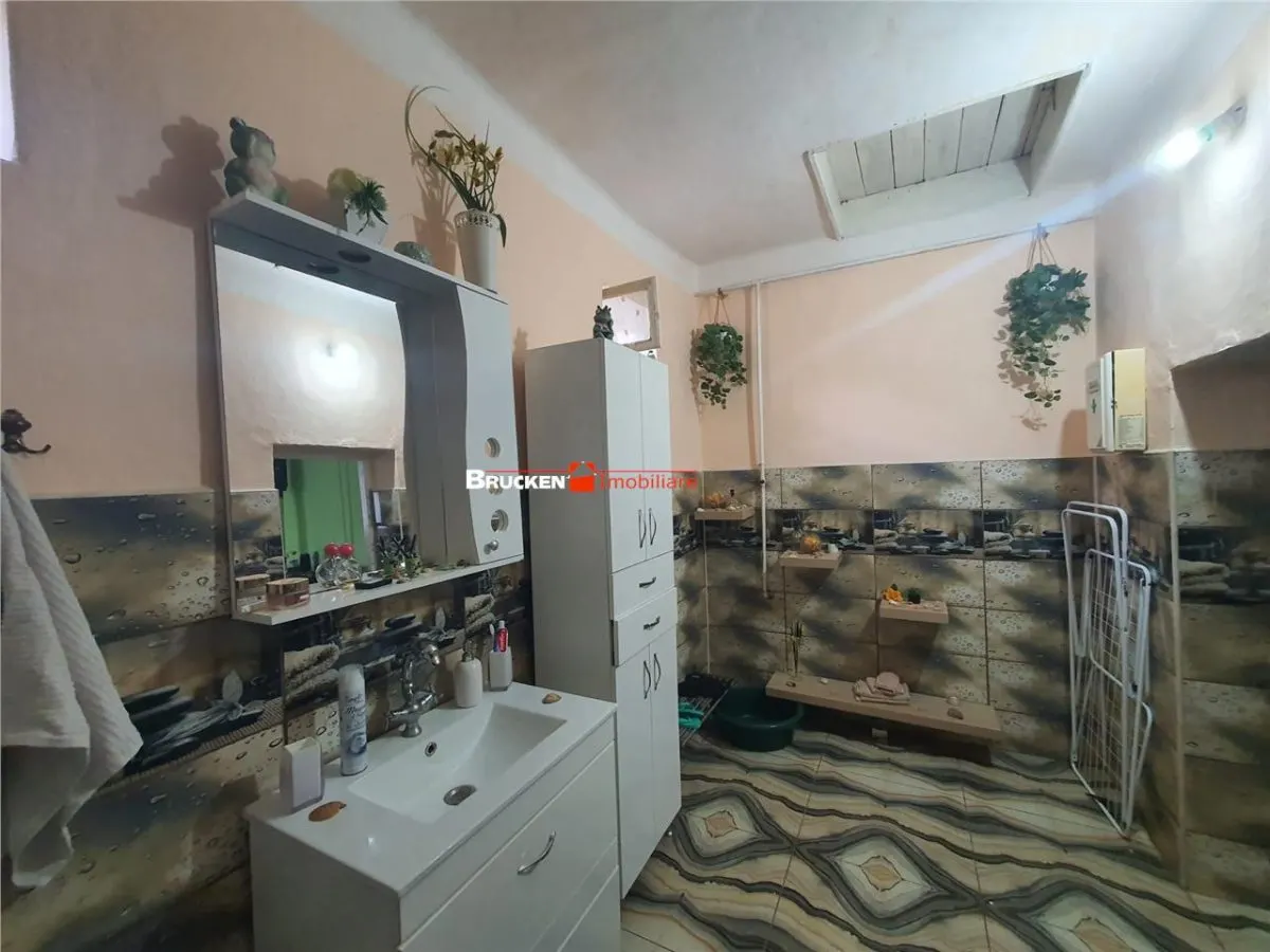 Casa de vanzare in Marghita - foto 11