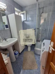 Apartament la casa 78 mpu pivnita| curte si parcare zona centrala - foto 13
