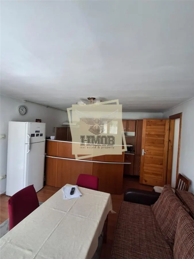 Apartament la casa 78 mpu pivnita| curte si parcare zona centrala - foto 8
