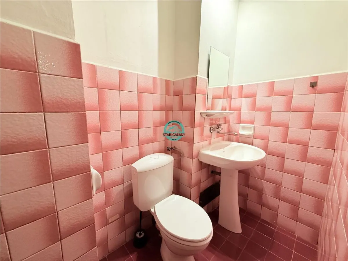 Inchiriez apartament cu 3 camere ultracentral aproape de Teatru - foto 11