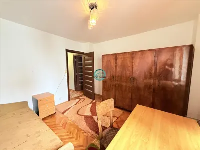 Inchiriez apartament cu 3 camere ultracentral aproape de Teatru - foto 12